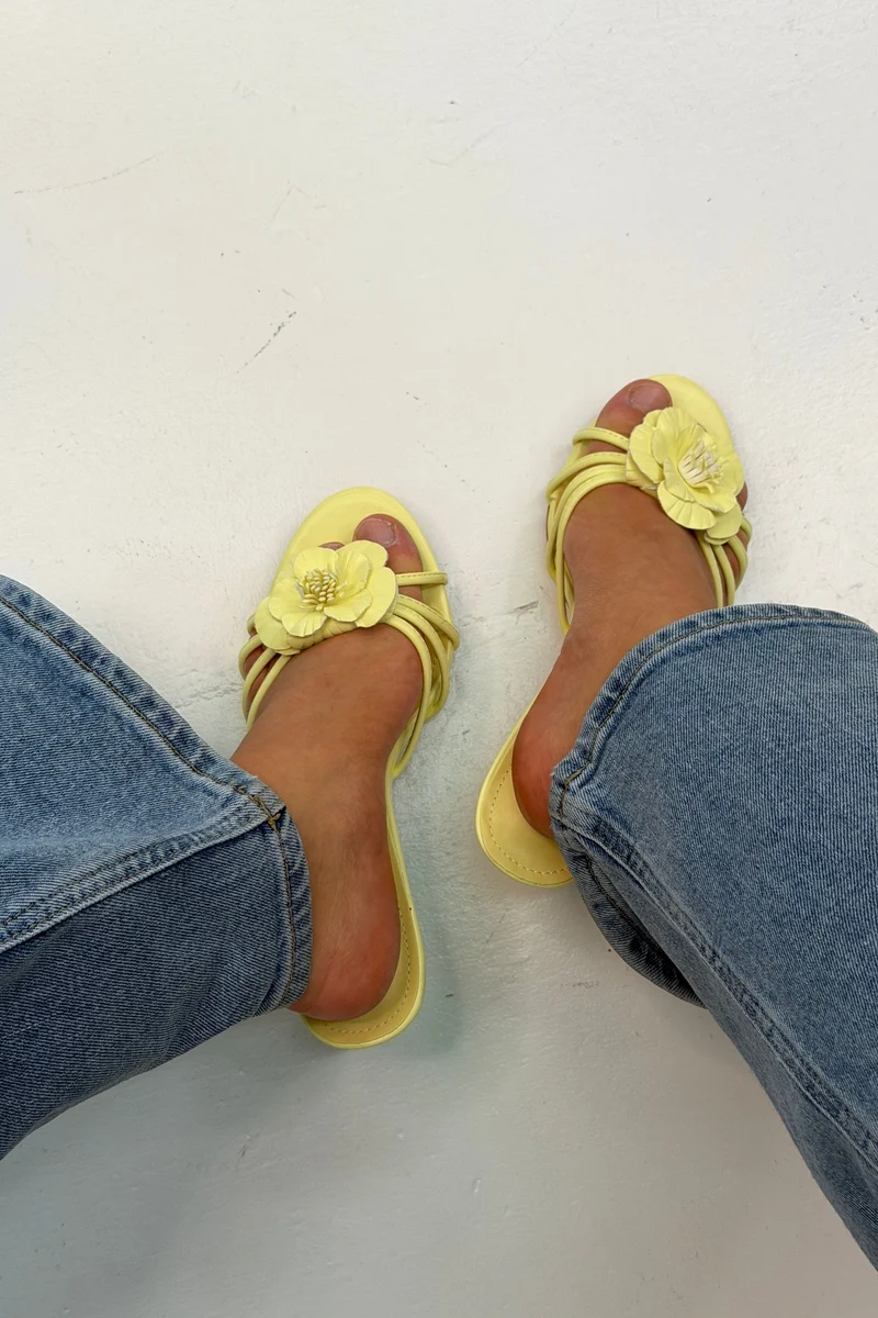 Bloom - Snapdragon Stiletto - Yellow