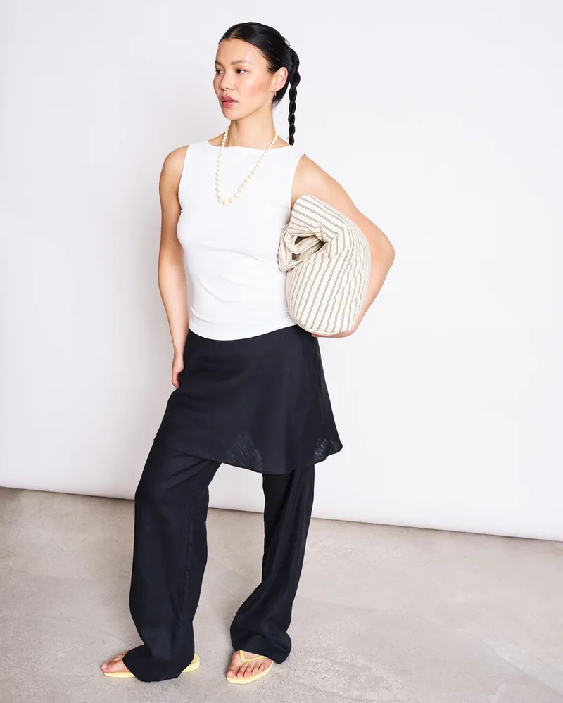 JAN'N JUNE Felis white