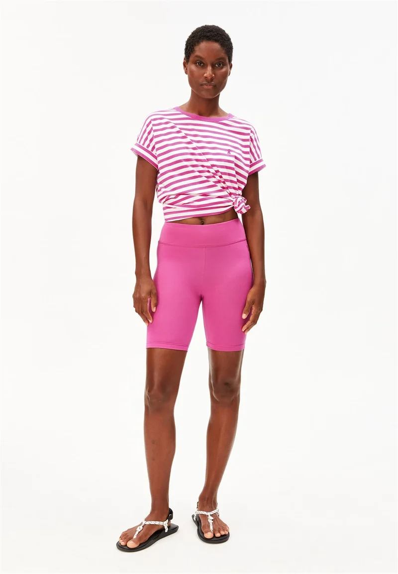 ARMEDANGELS Nedaa Litaa Shorts very berry