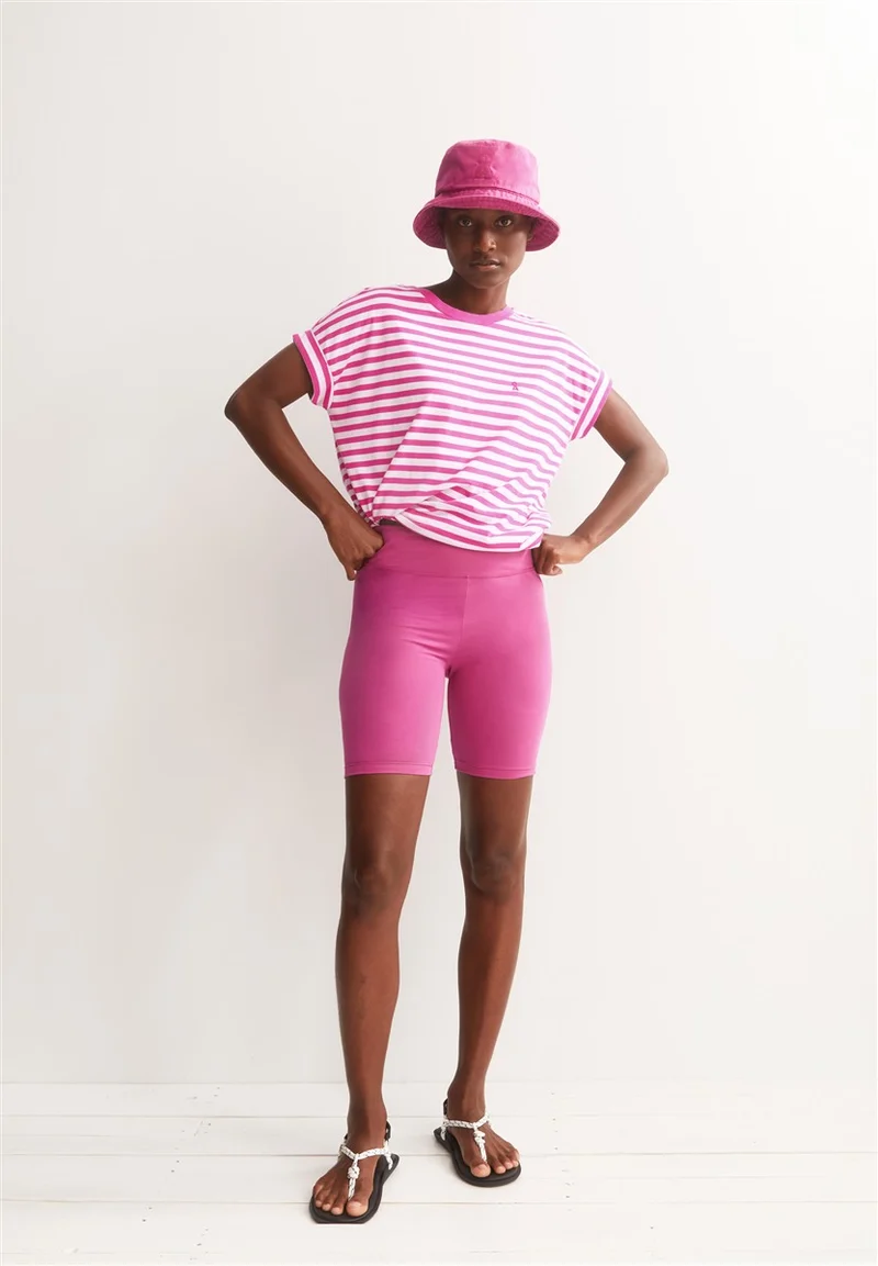 ARMEDANGELS Nedaa Litaa Shorts very berry