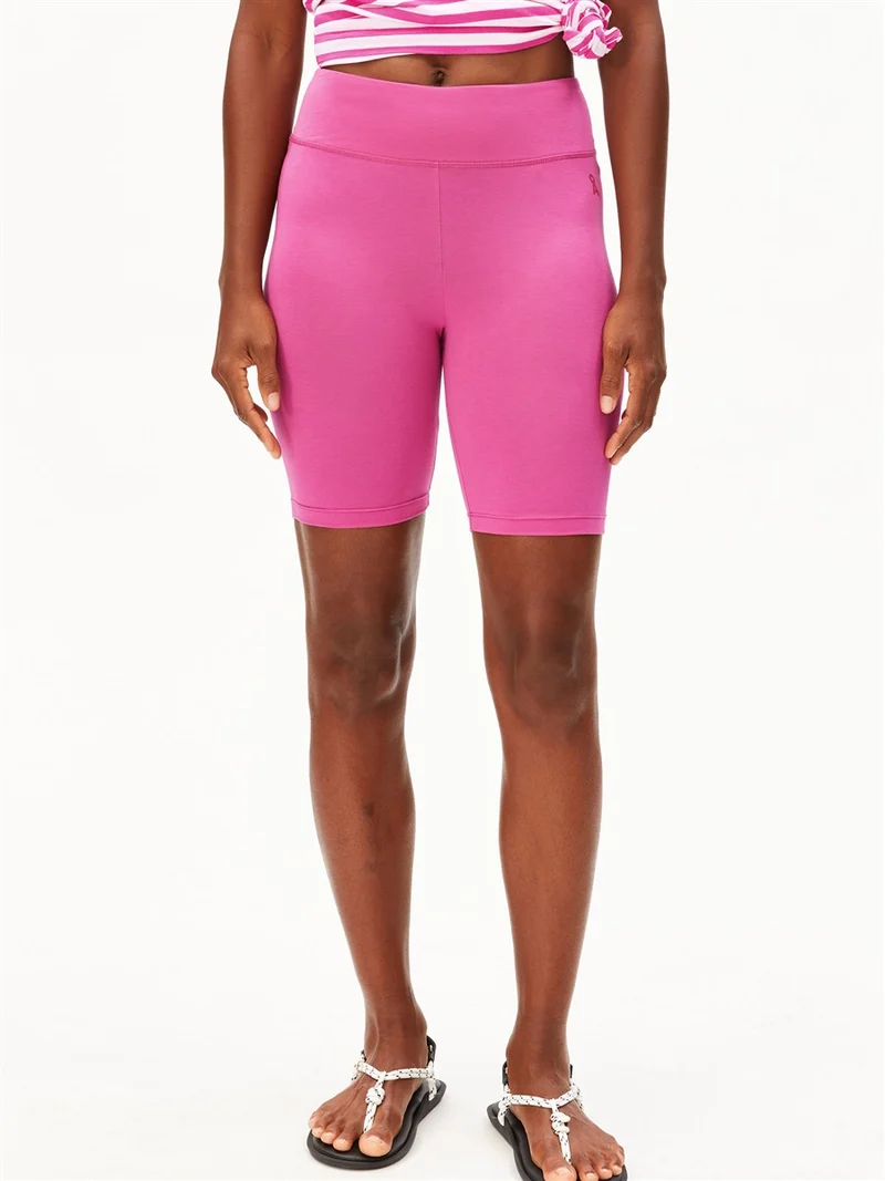 ARMEDANGELS Nedaa Litaa Shorts very berry