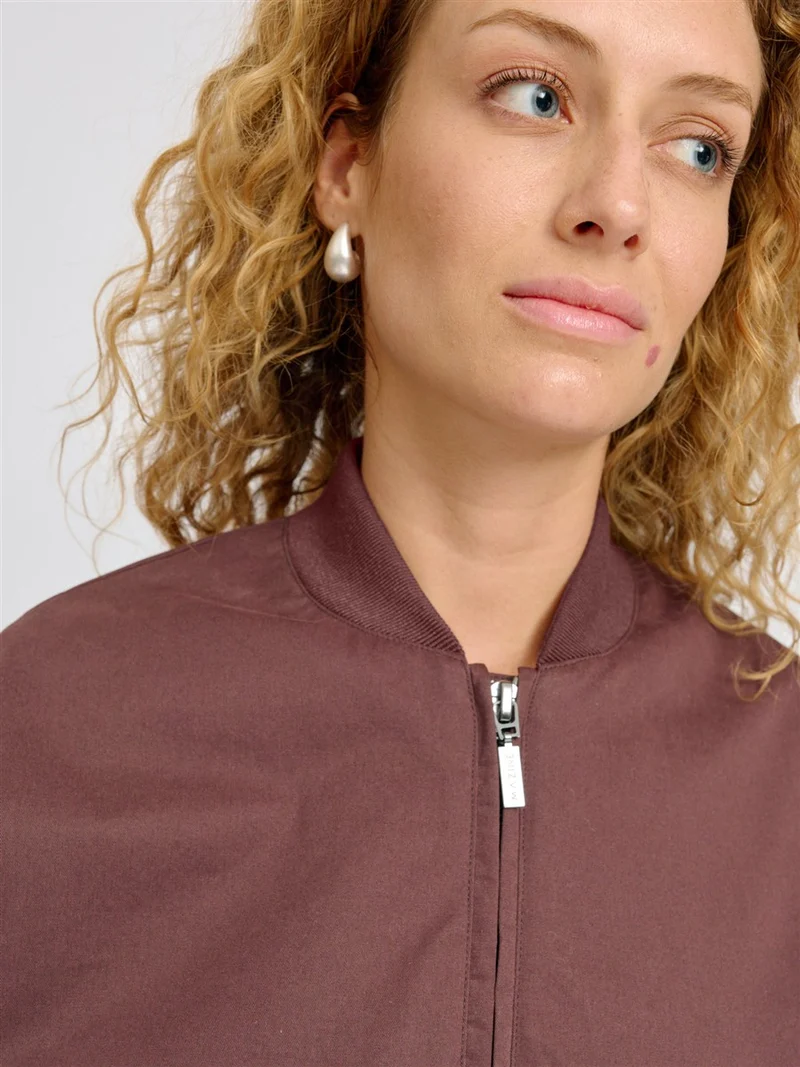MAZINE Loose Fit Cotton Bomber dark chocolate