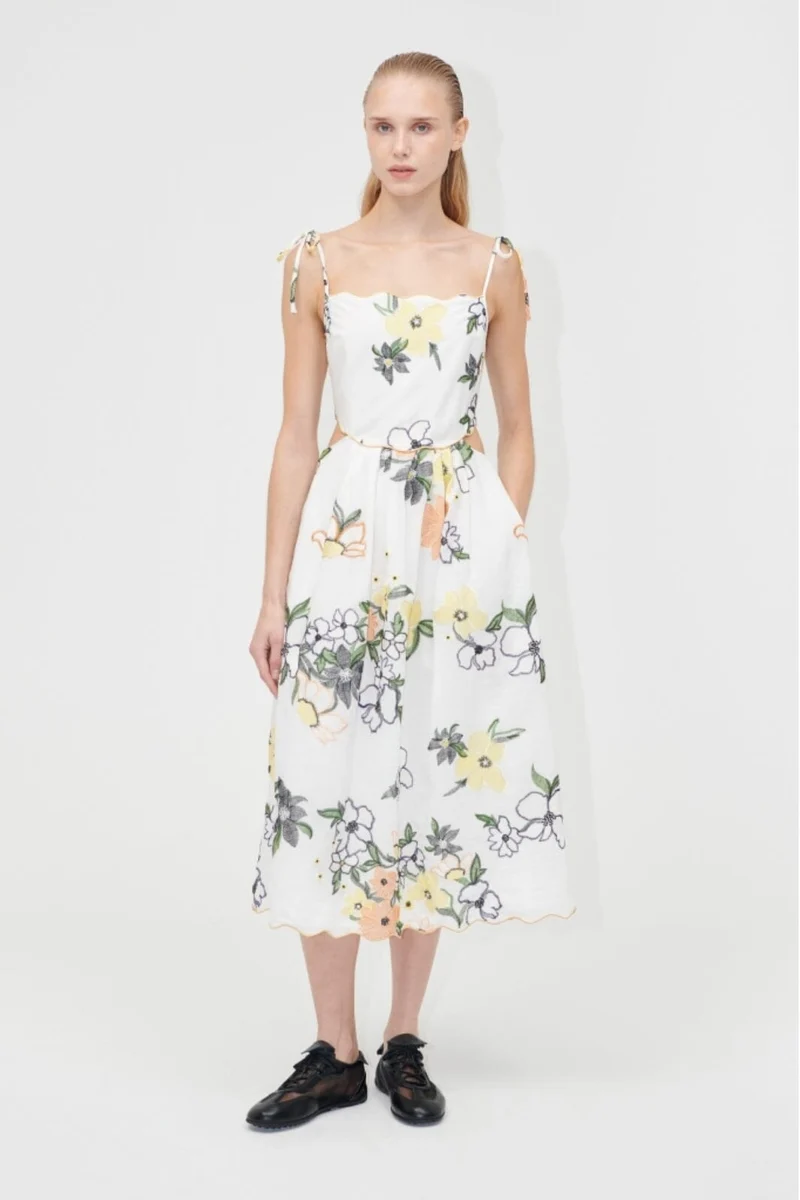 Stine Goya - 2133 Tencel, Scalloped Cut Out Dresssg-pf25-d139-2133 - Wild Flowers Embroidery