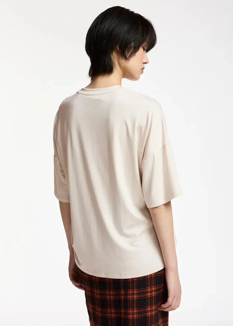 Essentiel Antwerp - Kuba T-Shirt With Brooch - Ow01 Off White