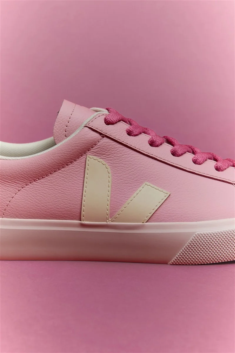 VEJA Campo Leather guimauve pierre petale