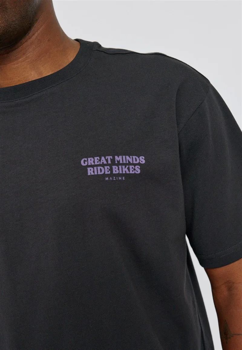MAZINE Back Print Theme T-Shirt black/minds
