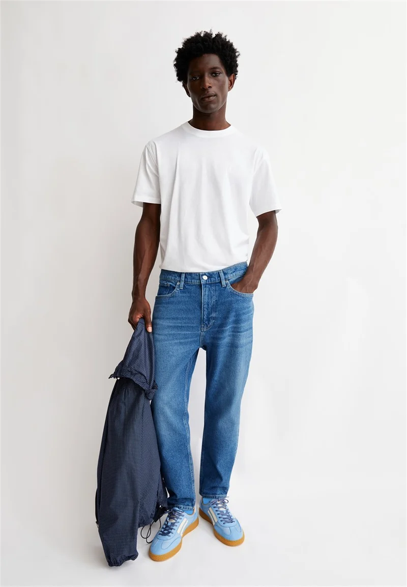 ARMEDANGELS Maakx Relaxed Tapered Jeans orkla