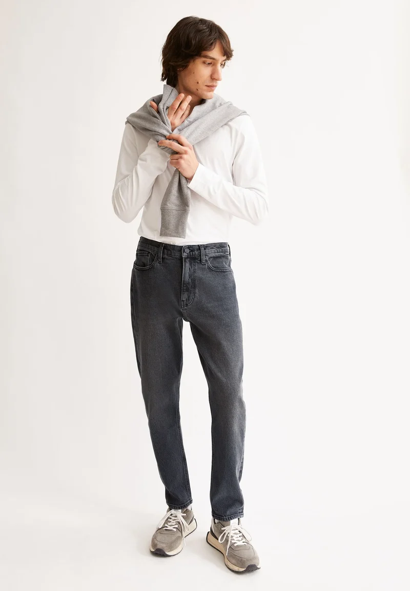 ARMEDANGELS Maakx Relaxed Tapered Jeans cadria