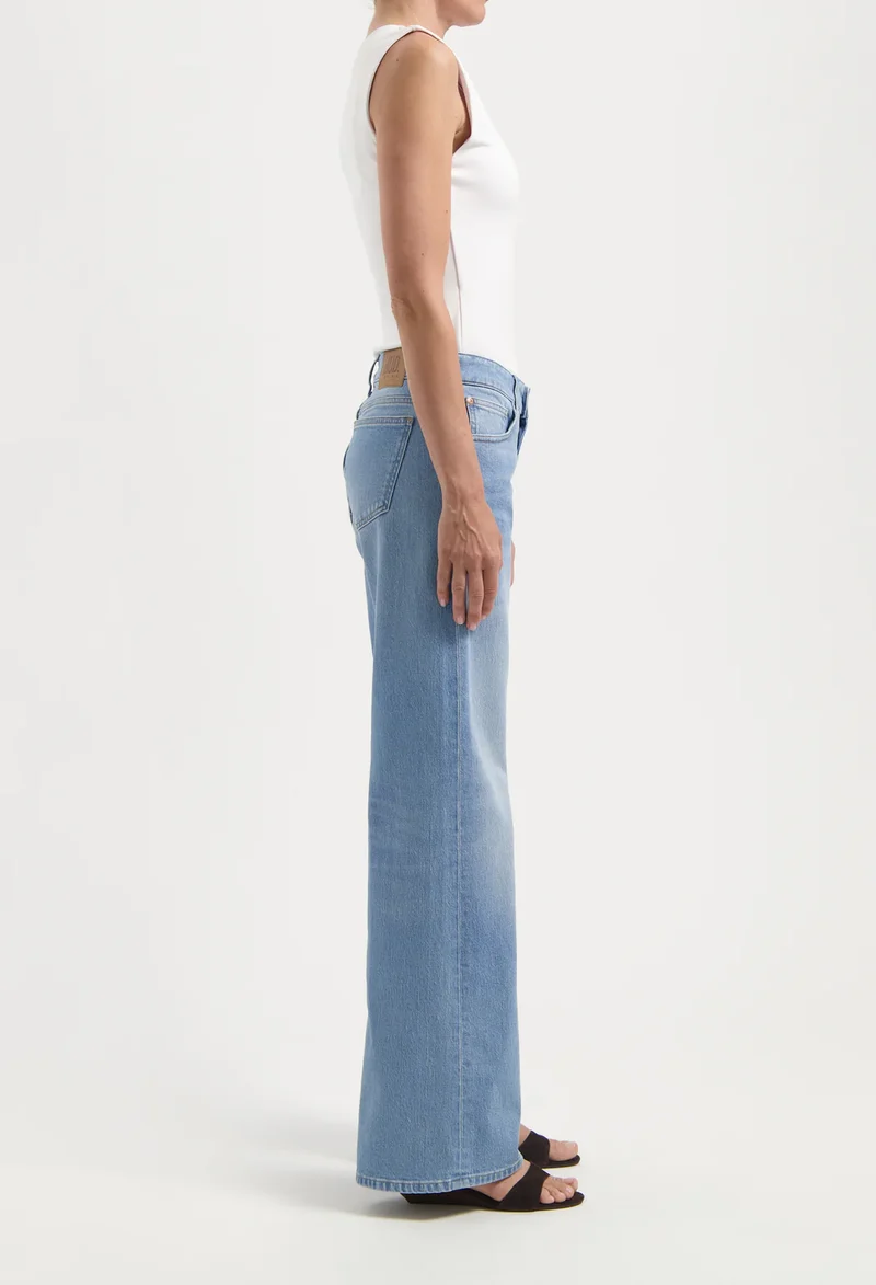 MUD JEANS Cleo Mid Loose light stone vintage