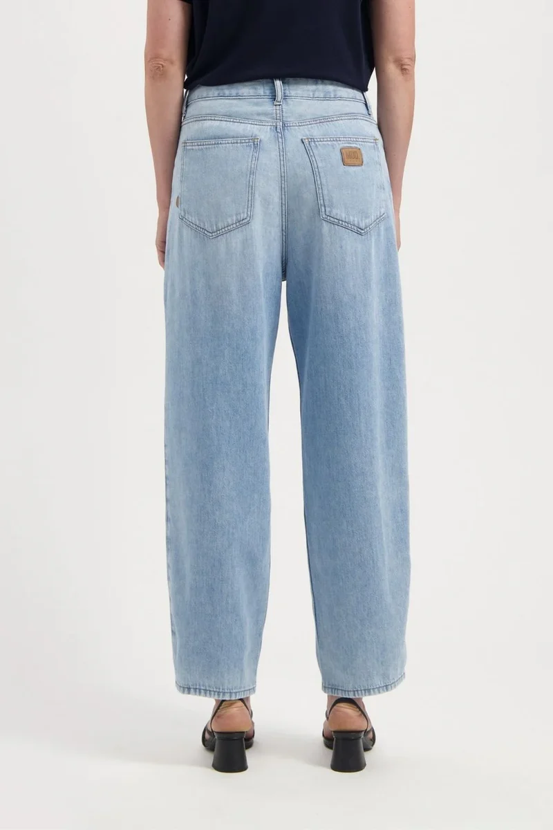 MUD JEANS Brooke High Barrel Flow stone vintage