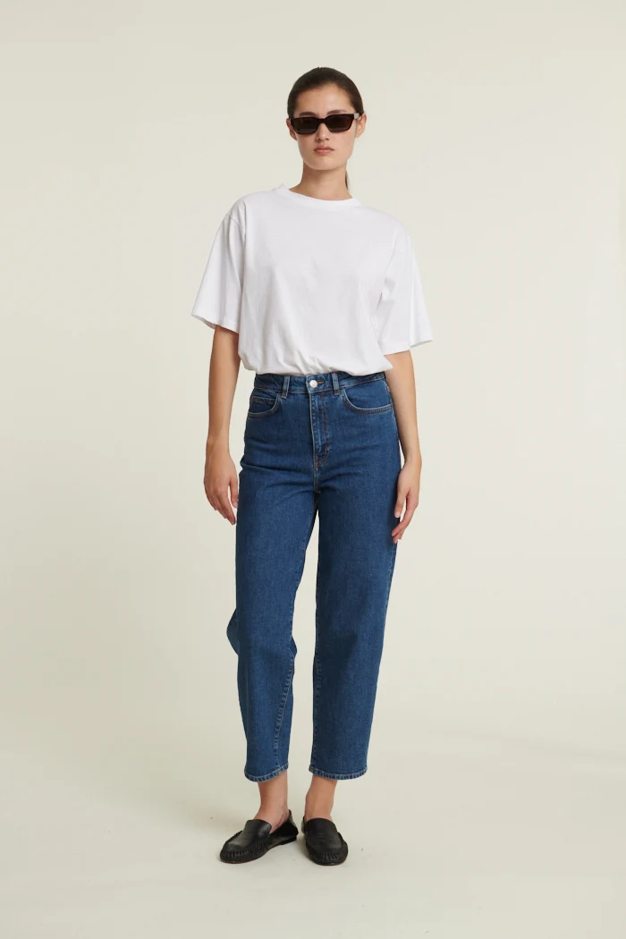 BASIC APPAREL Ea Mid Blue Jeans