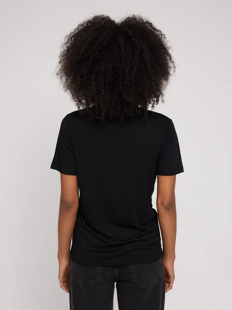 MAZINE Ecovero Viscose V-Neck T-Shirt black
