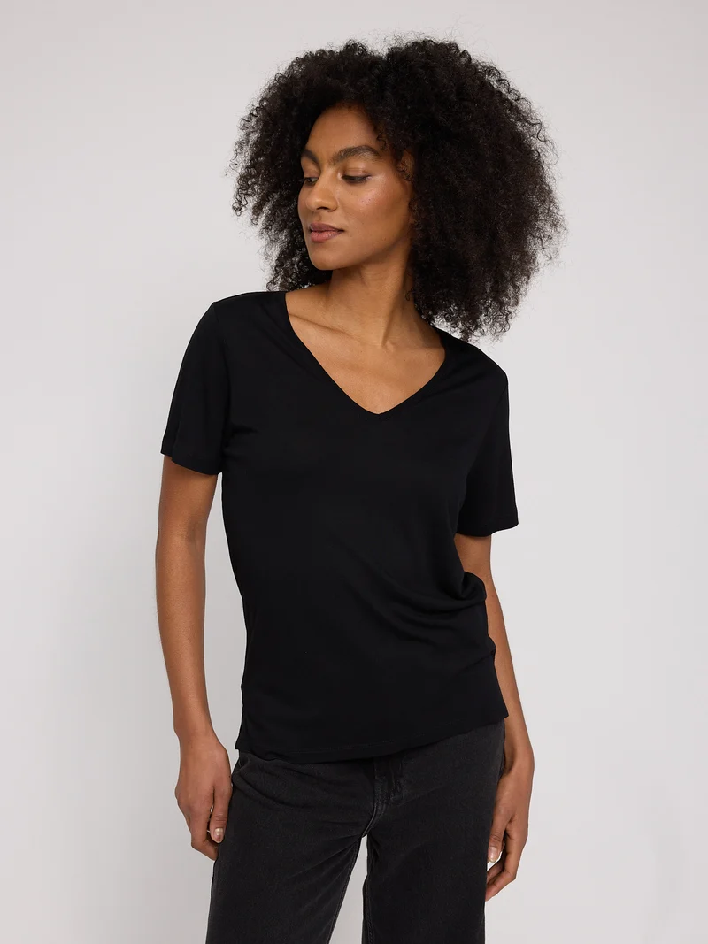 MAZINE Ecovero Viscose V-Neck T-Shirt black