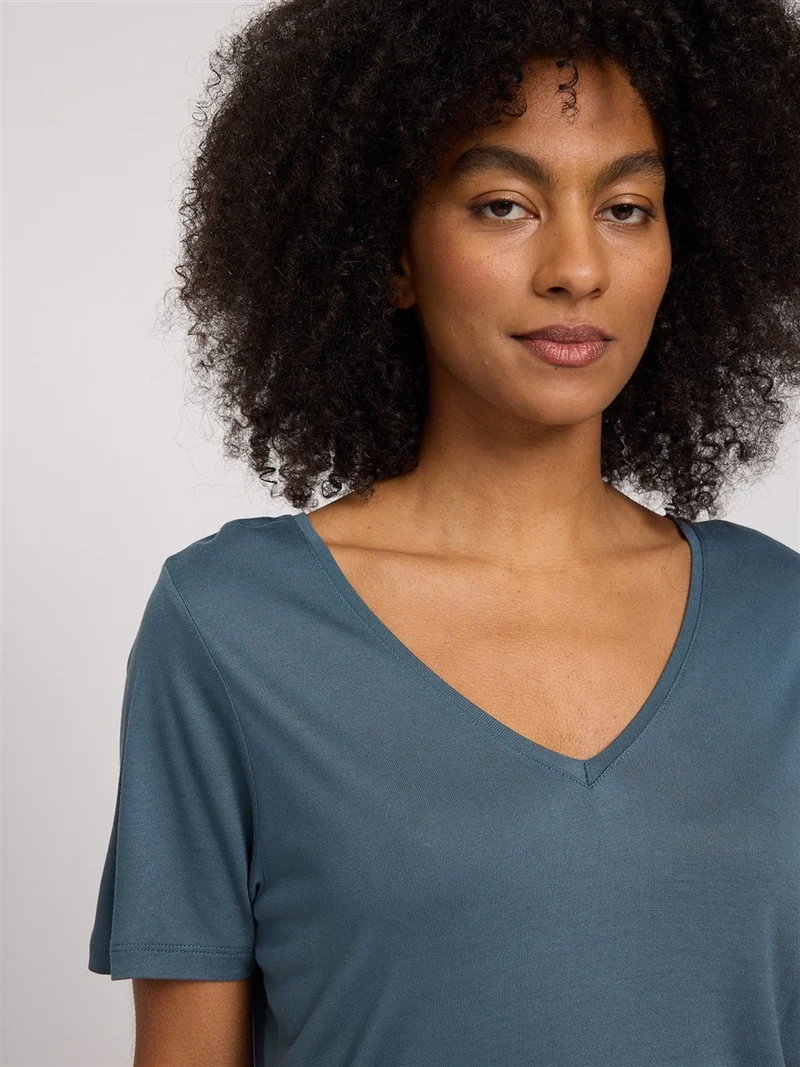 MAZINE Ecovero Viscose V-Neck T-Shirt steel blue