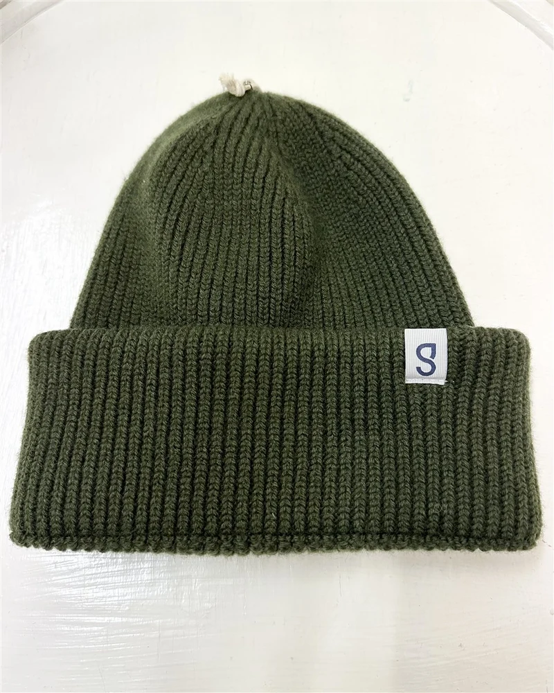 GROTE Strickmütze mit Umschlag olive
