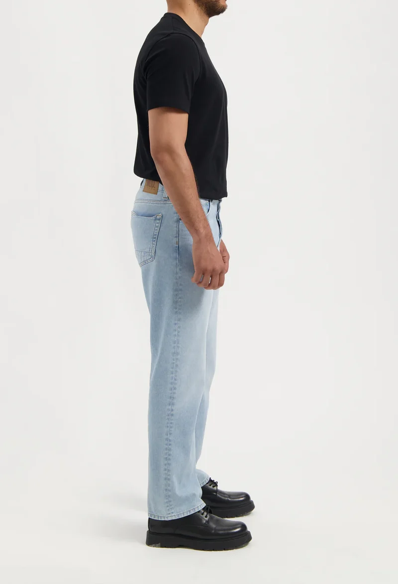 MUD JEANS Alex Mid Loose Light Weight stone vintage