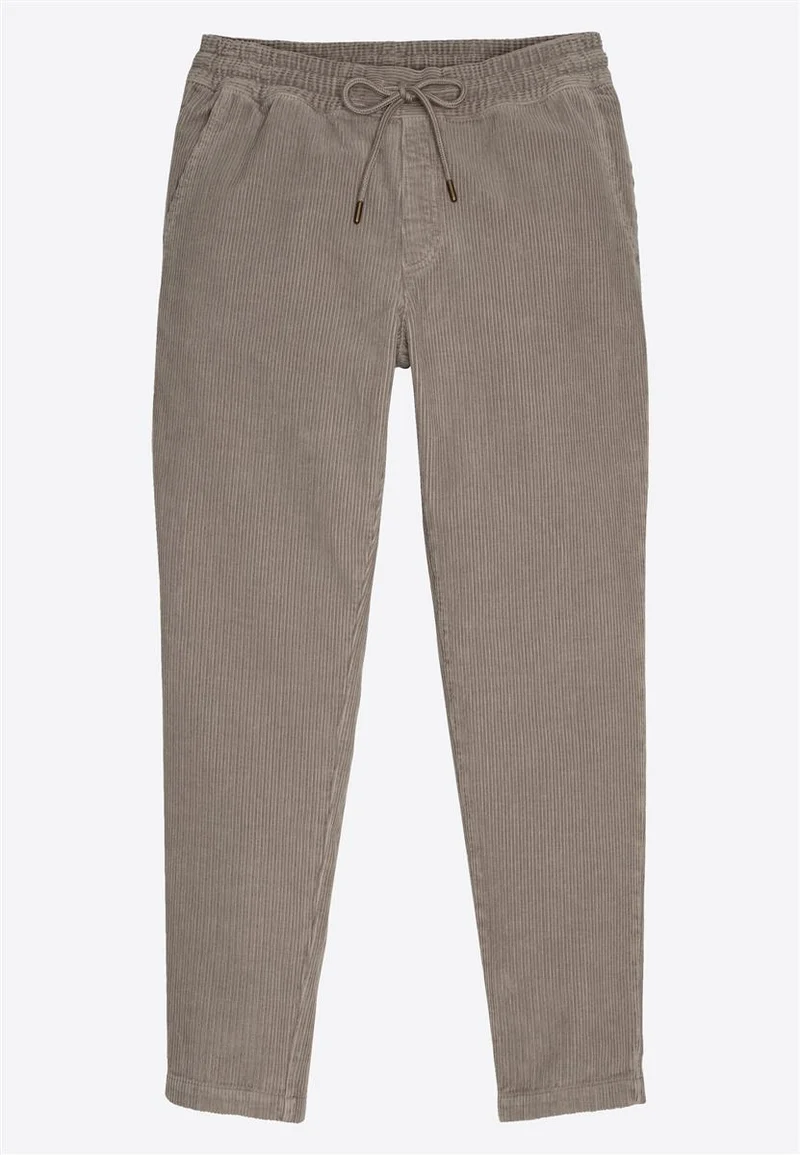 RECOLUTION Cas hazel brown