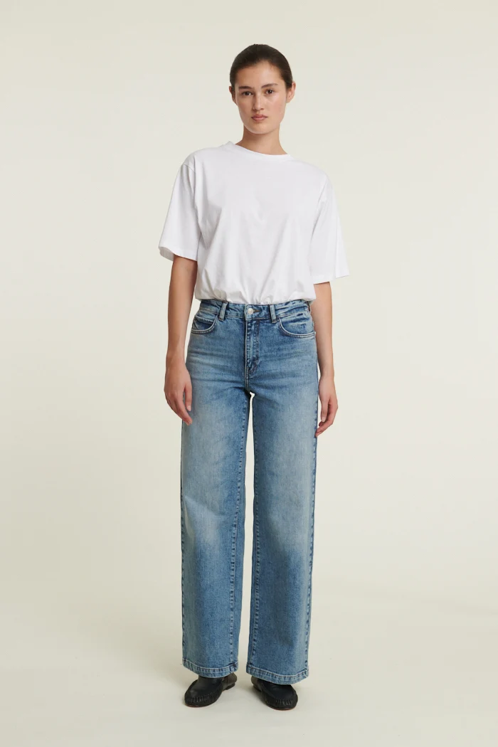 BASIC APPAREL Enya Jeans stone washed