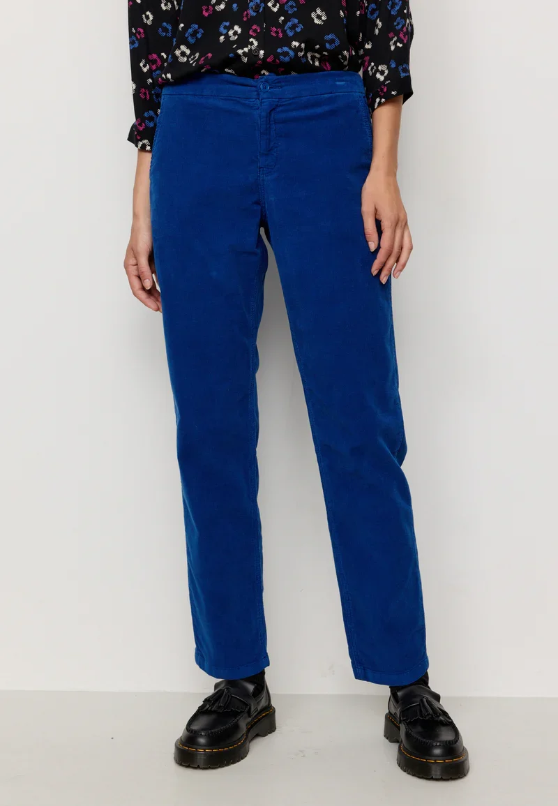 RECOLUTION Calluna lapis blue
