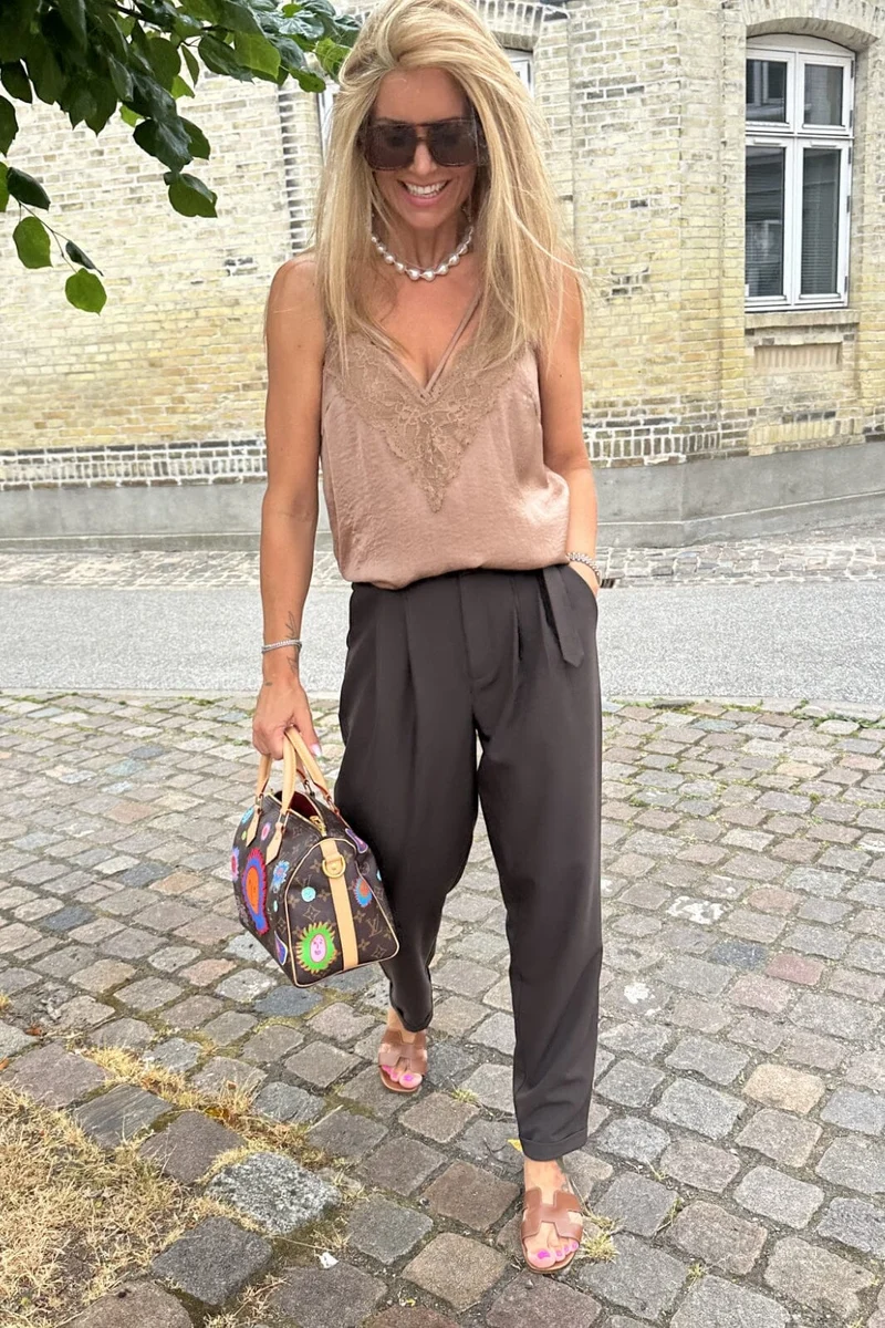 Valentin Studio - Suited Pants - Dark brown