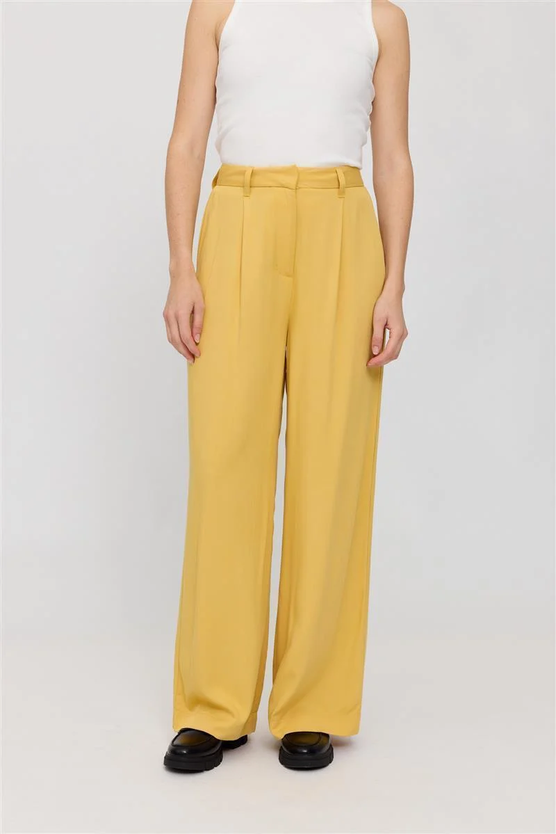 MAZINE Pleated Pants cereal