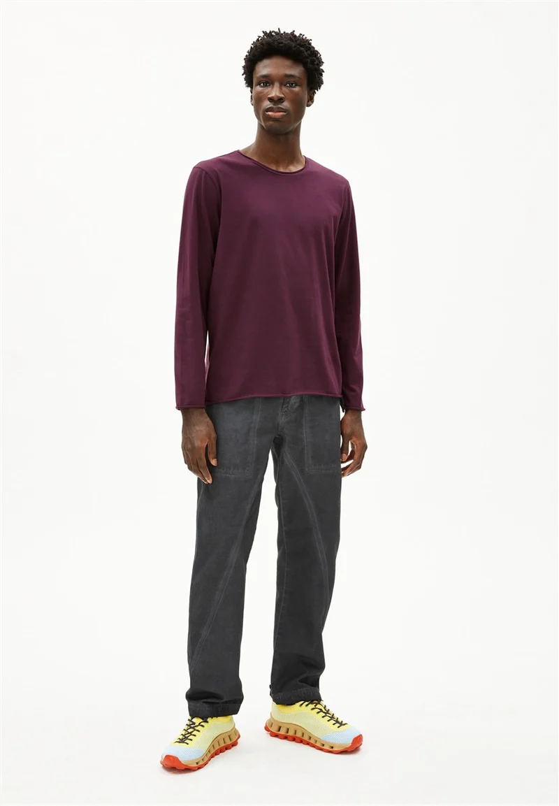 ARMEDANGELS Maarkos Ls Brushed dark cranberry