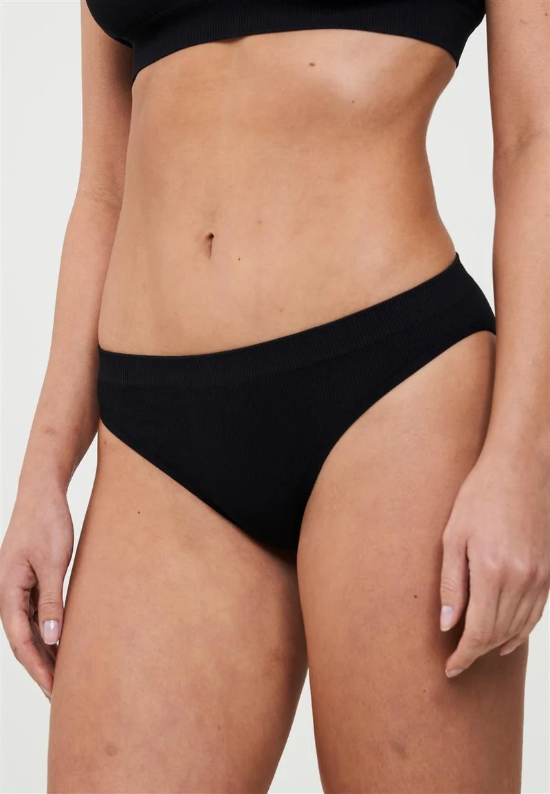 RECOLUTION Willow black