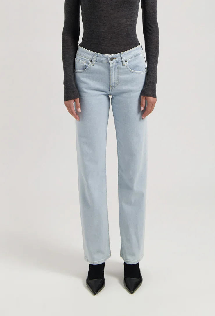 MUD JEANS Carry Mid Straight light stone