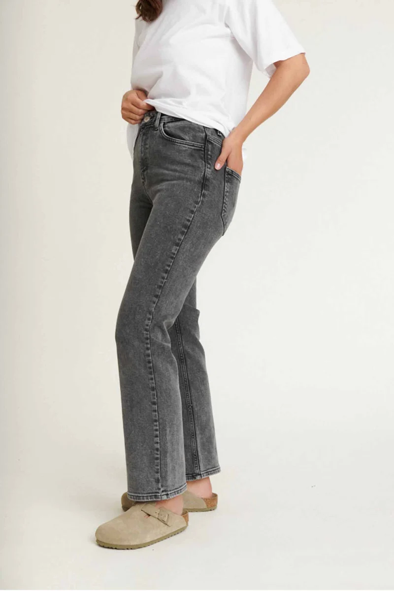 BASIC APPAREL Elisa Jeans grey
