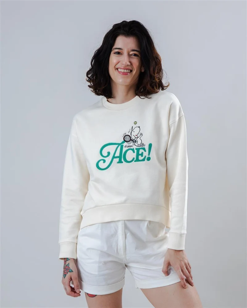 BRAVA Peanuts Ace Snoopy Sweatshirt Rounded Hem Ecru