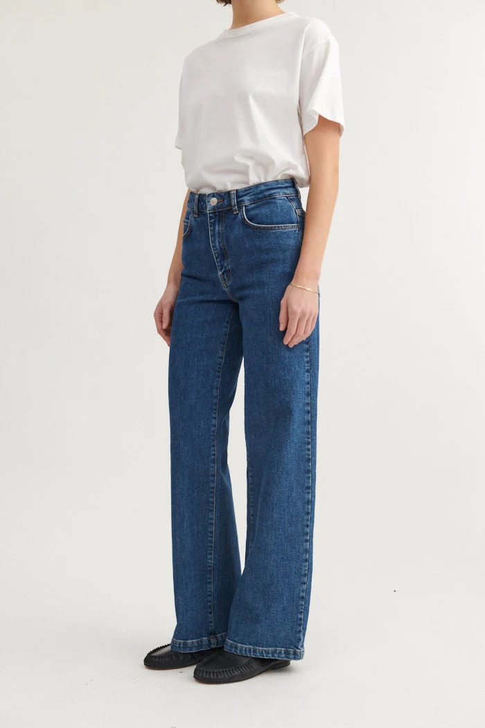 BASIC APPAREL Enya Jeans mid blue