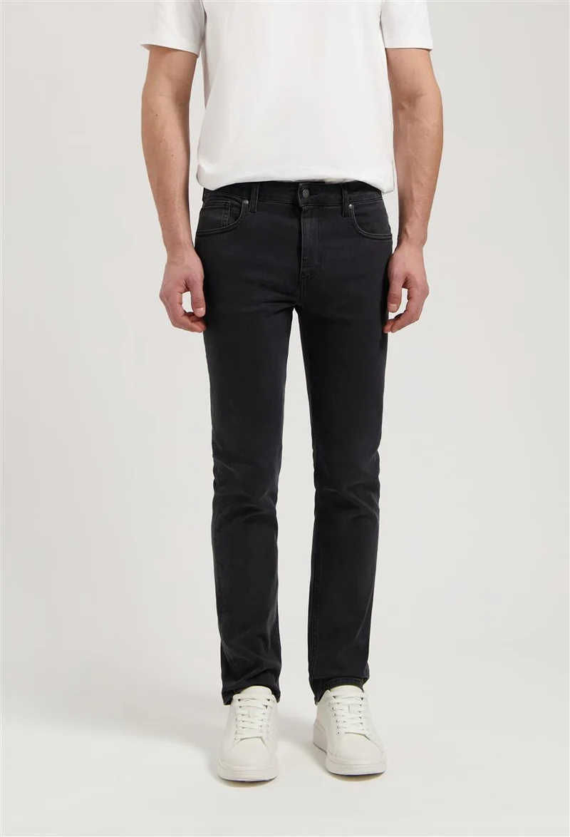 MUD JEANS Bryce Mid Straight stone black