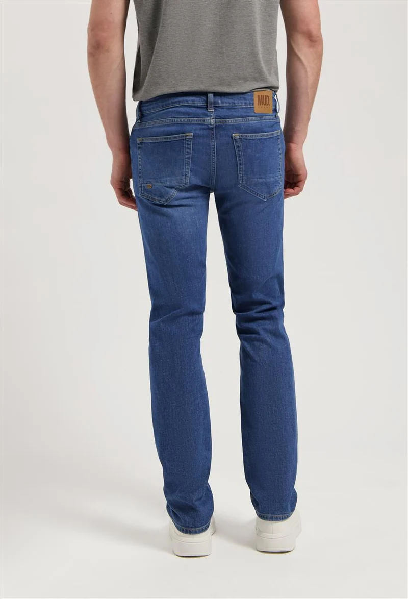 MUD JEANS Bryce Mid Straight authentic indigo