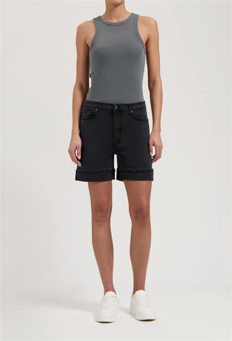 MUD JEANS Mid Short black vintage
