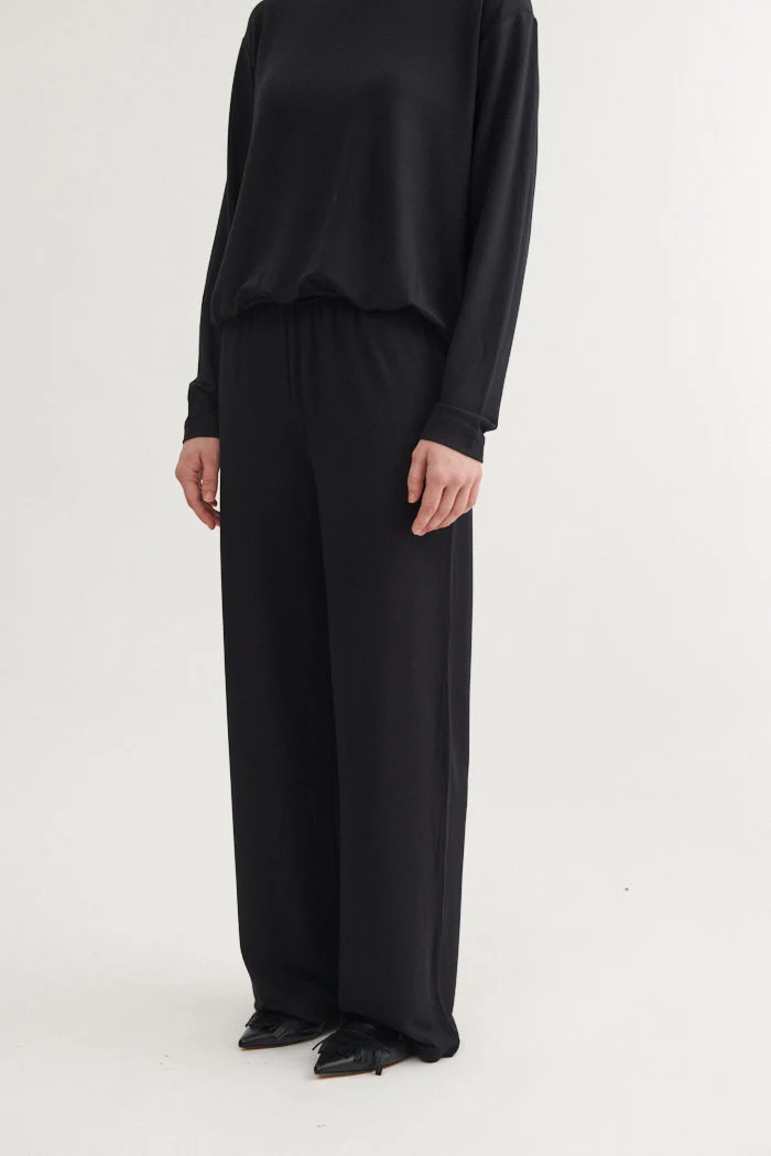 BASIC APPAREL Sadie Pant black