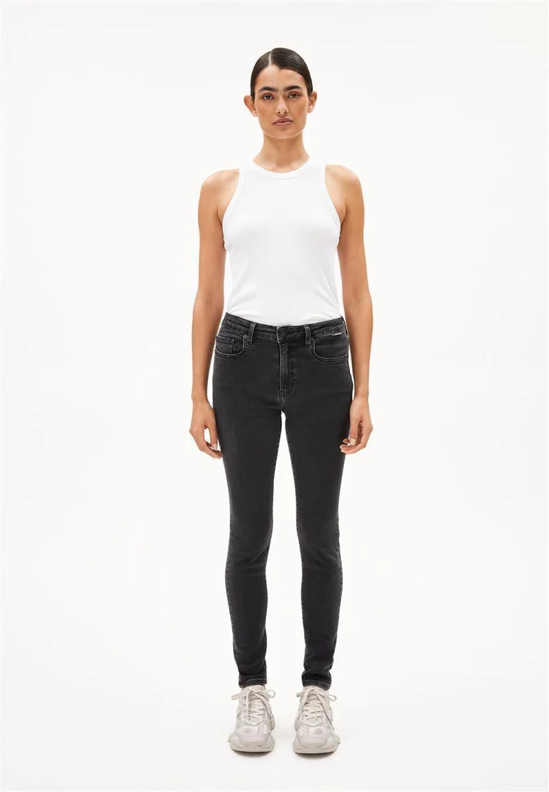 ARMEDANGELS Tillaa Skinny true black washed