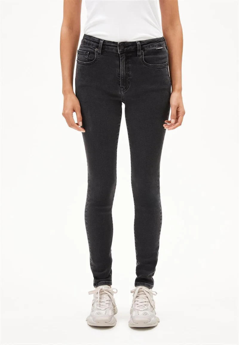 ARMEDANGELS Tillaa Skinny true black washed