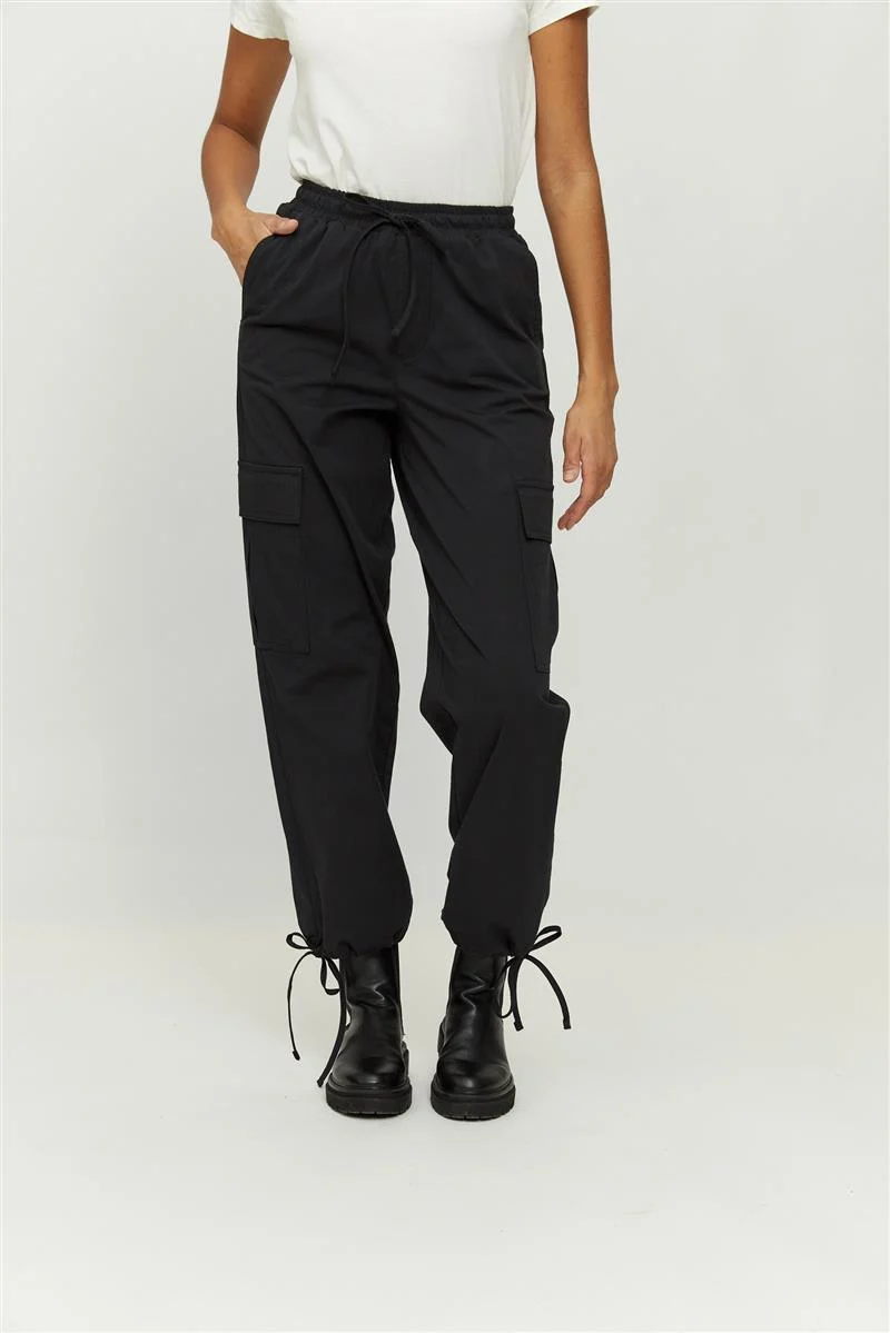 MAZINE Coria Cargo Pants black